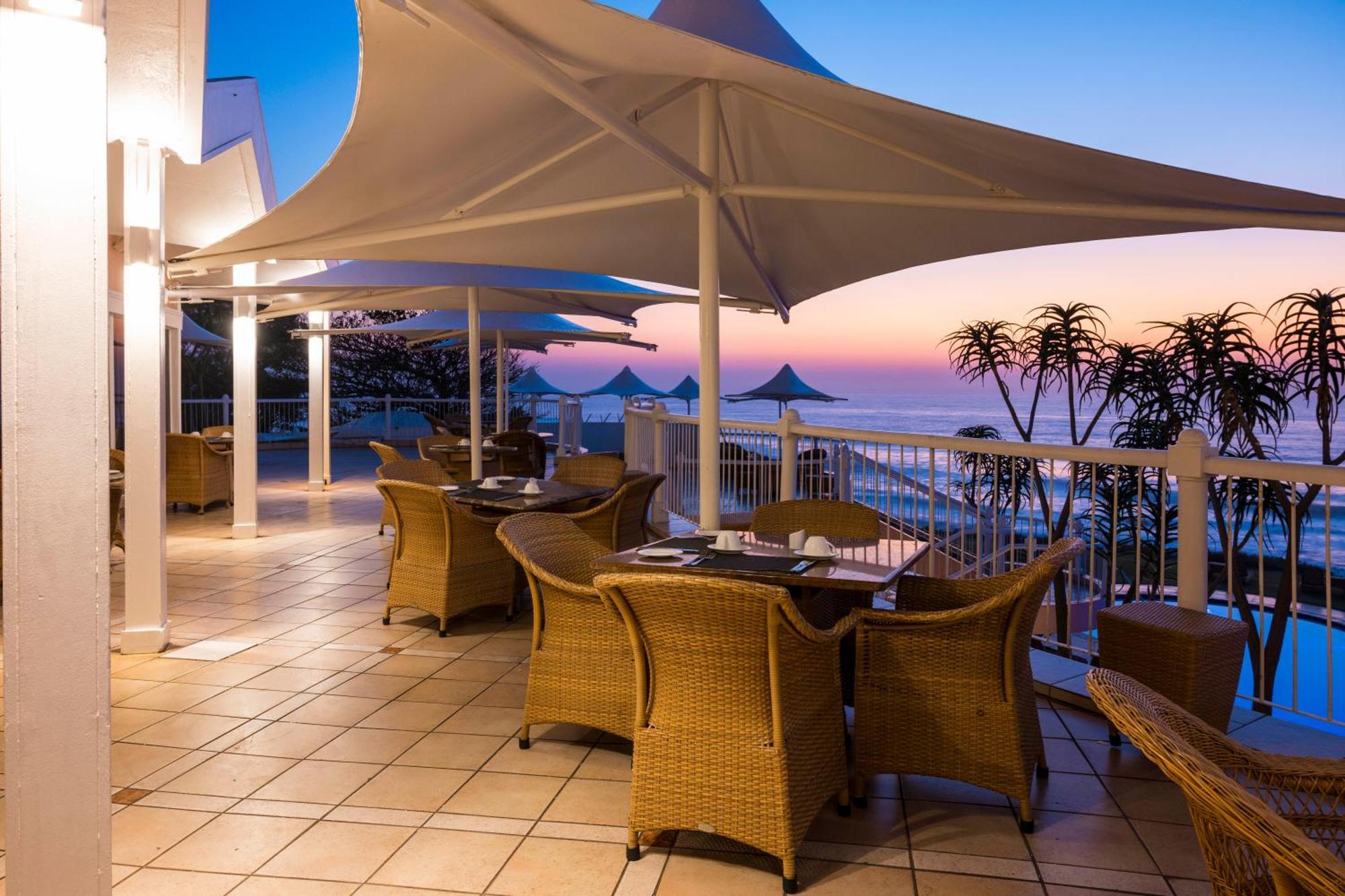 Beverly Hills Durban Dış mekan fotoğraf The Deck